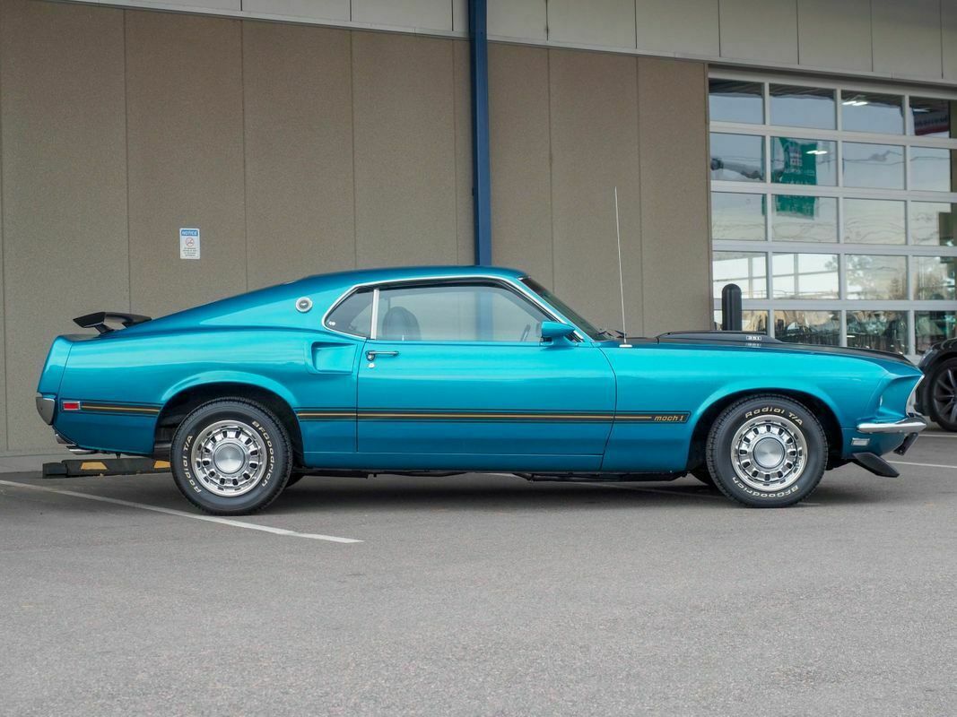 1969 -- Ford Mustang --