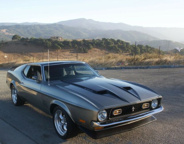 1971 Gray Ford Mustang Fastback