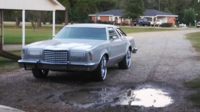 1978 Gray Ford Thunderbird Coupe
