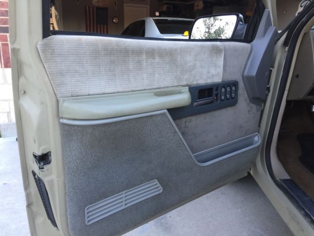 1990 Tan Chevrolet C/K Pickup 1500 Step Side