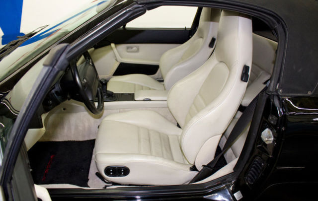 1990 BLACK W/ BLACK TOP Porsche 944 Convertible