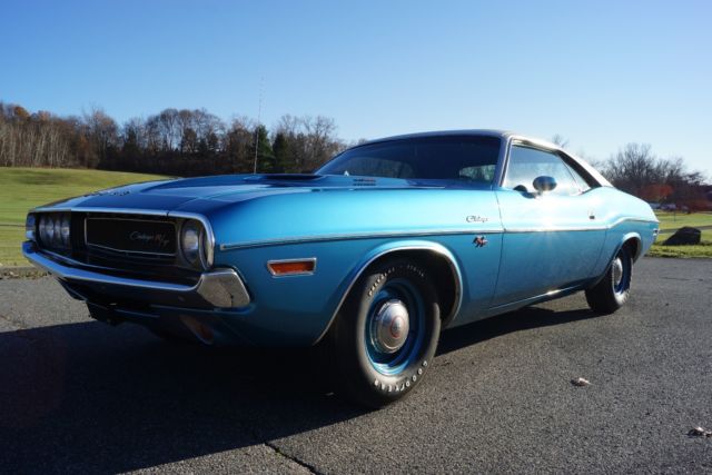 1970 Blue Dodge Challenger Coupe