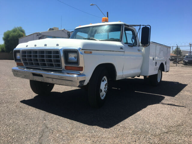 1979 Ford F-350 Utility Truck
