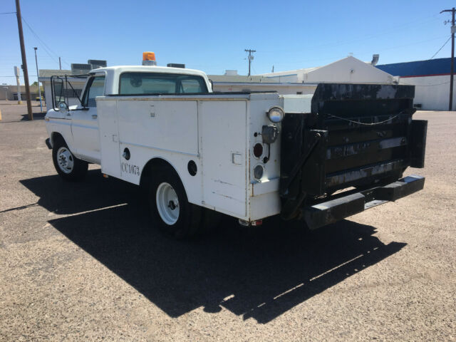 1979 Ford F-350 Utility Truck