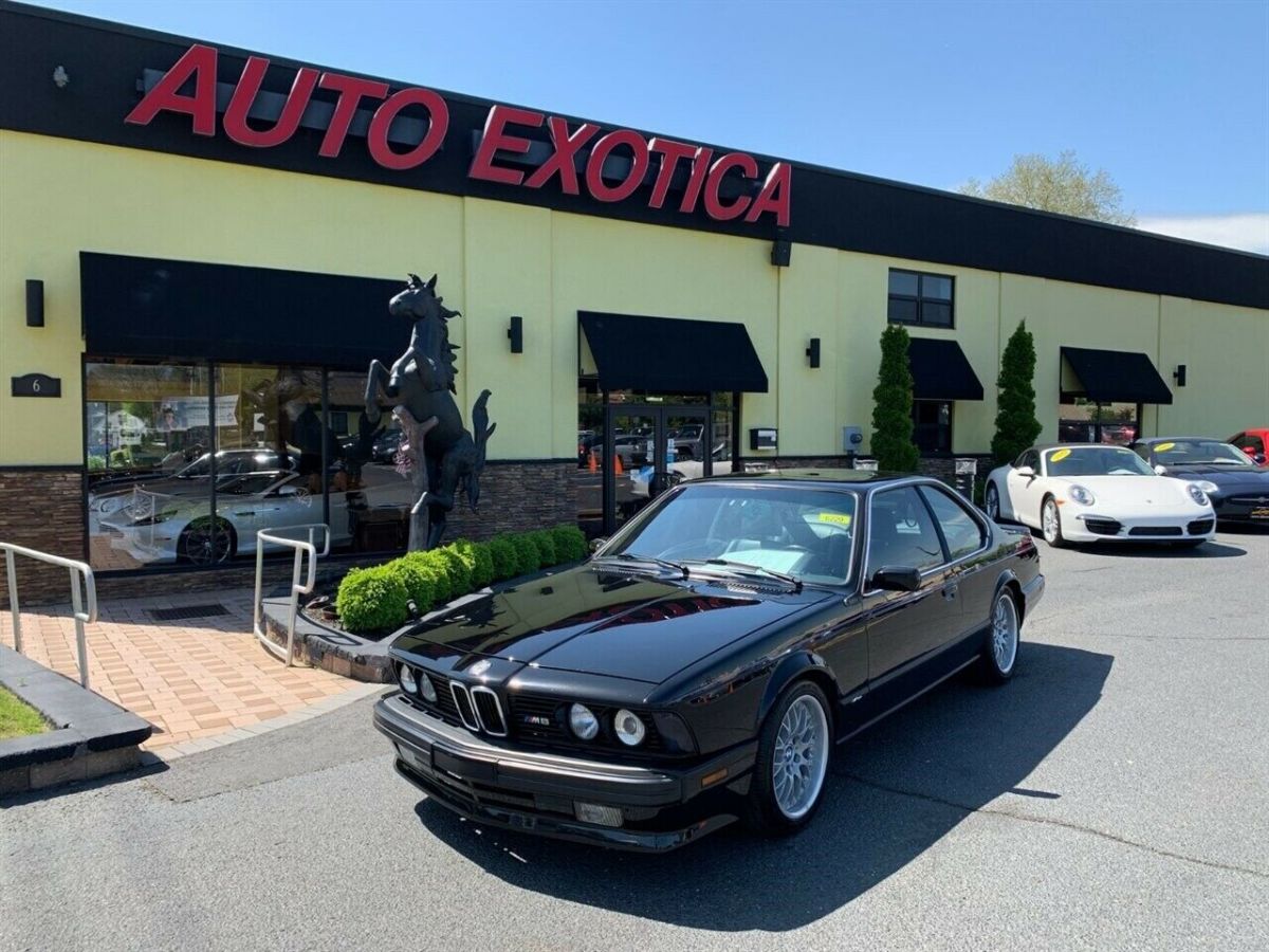 1988 Black BMW M6 --