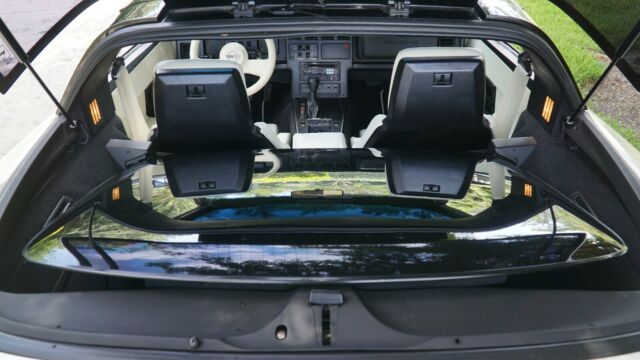 1988 White Chevrolet Corvette Coupe