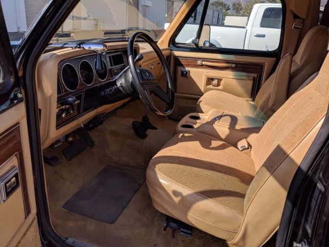 1986 Black, originally dark green Dodge Ramcharger SUV