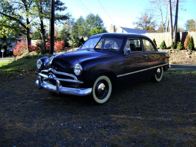 1949 Blue Ford Deluxe Sedan
