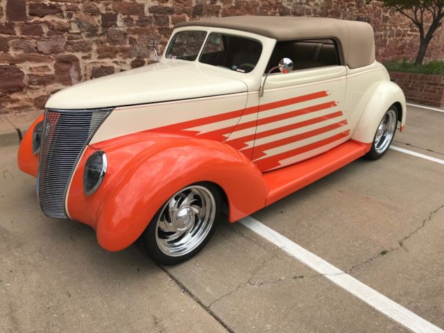 1937 ORANGE/ CREAM Ford CABRIOLET CONVERTIBLE Convertible