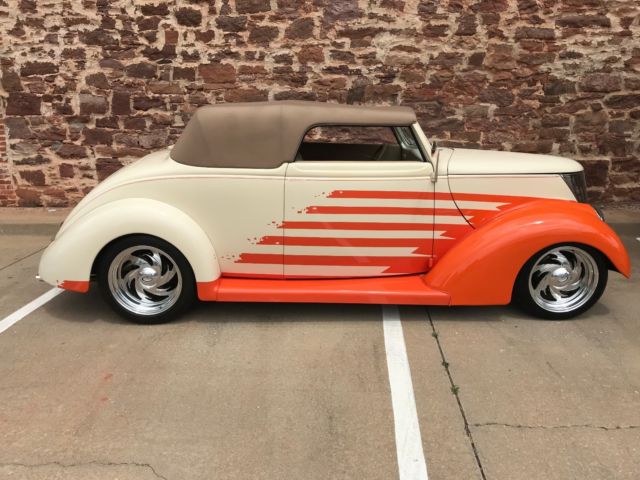 1937 ORANGE/ CREAM Ford CABRIOLET CONVERTIBLE Convertible