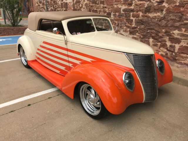 1937 ORANGE/ CREAM Ford CABRIOLET CONVERTIBLE Convertible