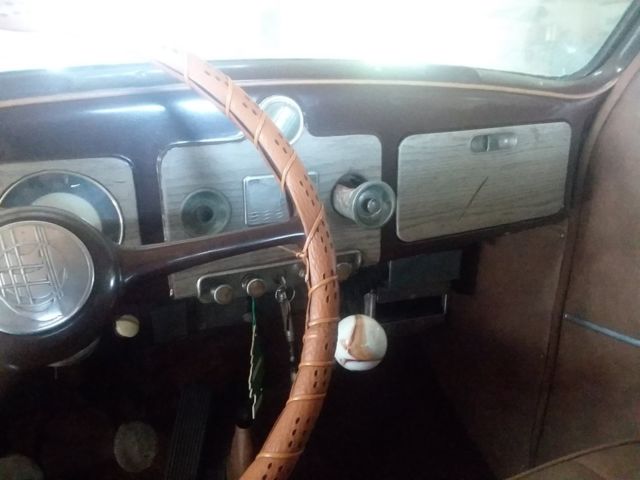 1937 Green Plymouth p4 Coupe