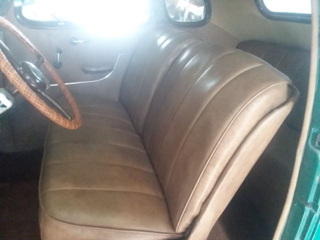 1937 Green Plymouth p4 Coupe