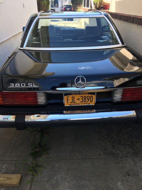 1985 Mercedes-Benz SL-Class