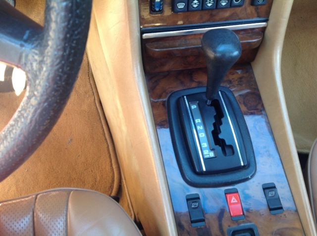 1985 White Mercedes-Benz SL-Class Convertible