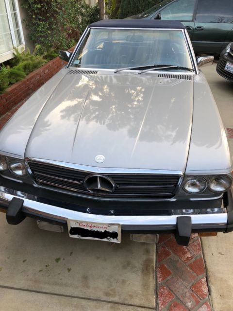 1981 Silver Mercedes-Benz 300-Series Convertible