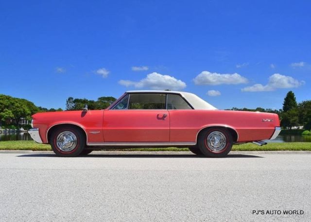 1964 Red Pontiac GTO
