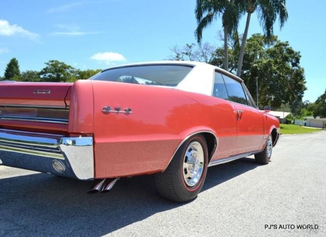 1964 Red Pontiac GTO