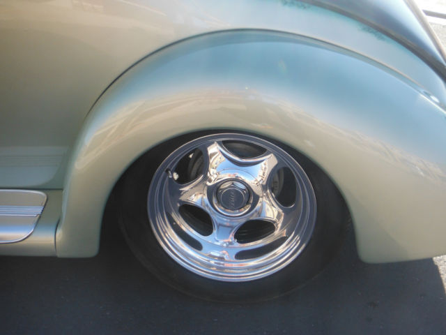 1939 Green Ford Other