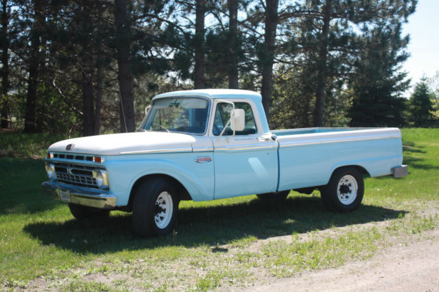 1966 Blue/white Ford F-250 Twin I Beam