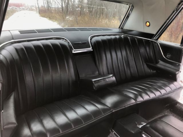 1964 Grey Ford Thunderbird Coupe