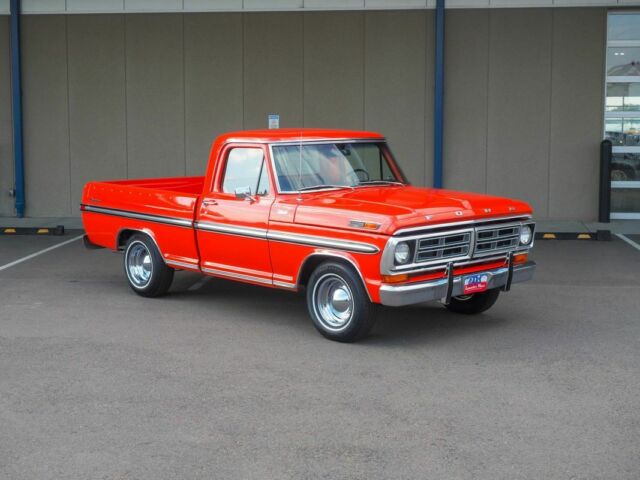 1972 Orange Ford F-100 --