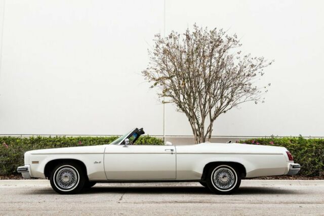 1975 White Oldsmobile Eighty-Eight Convertible