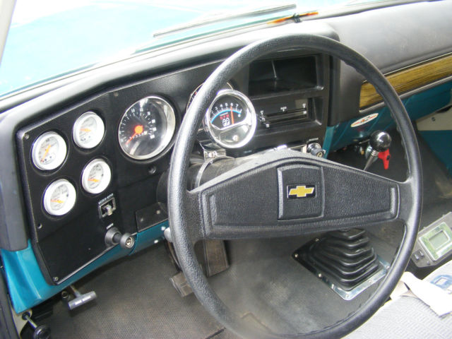 1973 Chevrolet Suburban