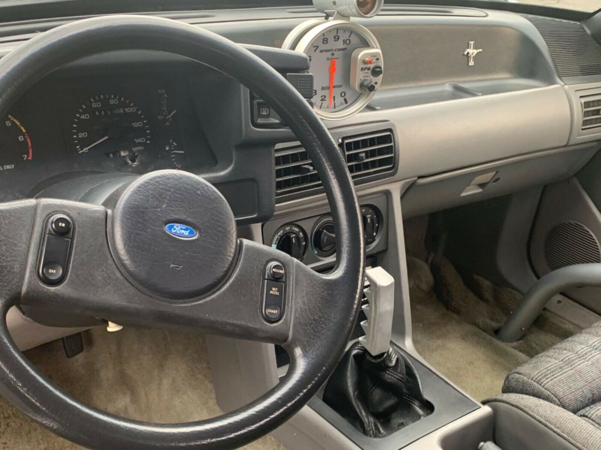 1988 Silver Ford Mustang Coupe