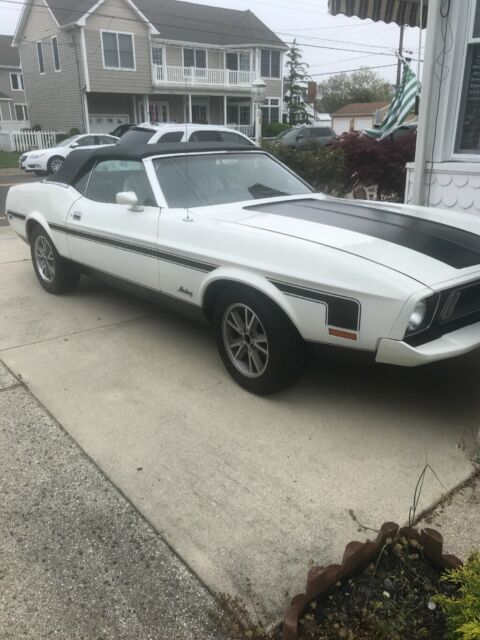 1973 White Ford Mustang Convertible