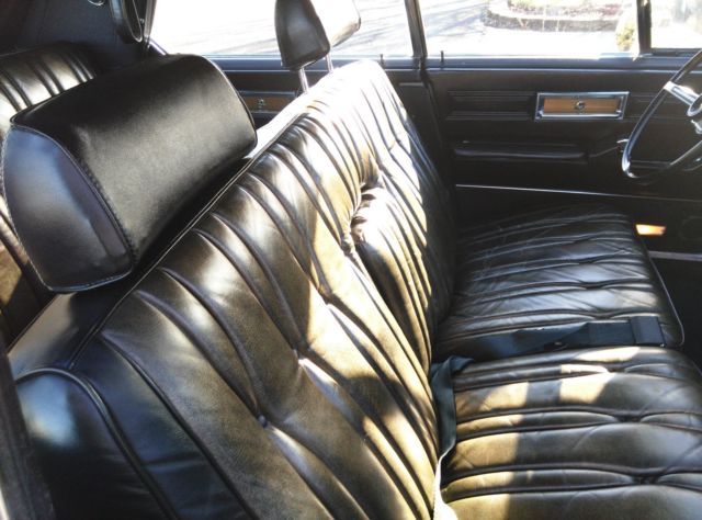 1968 White Chrysler Imperial Sedan