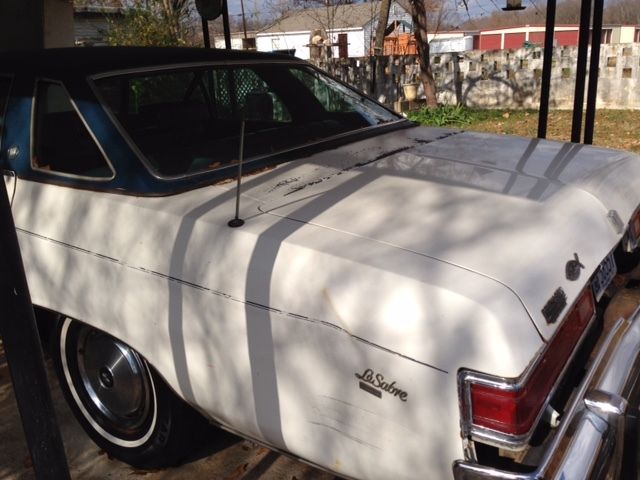 1976 White Buick LeSabre Sedan