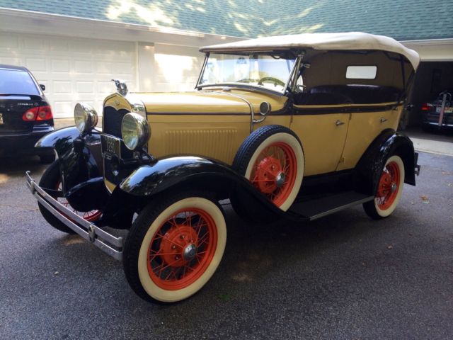1931 Yellow/Black Ford Model A Convertible