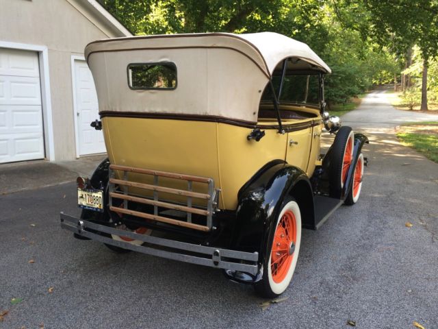 1931 Yellow/Black Ford Model A Convertible