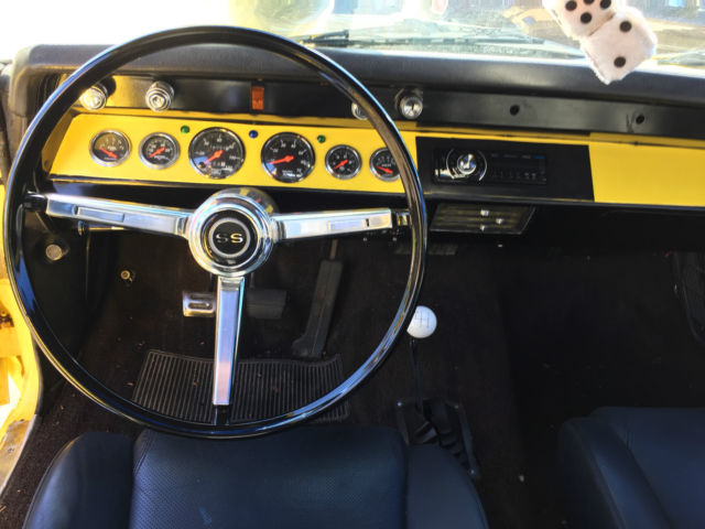 1967 Yellow Chevrolet El Camino Standard Cab Pickup