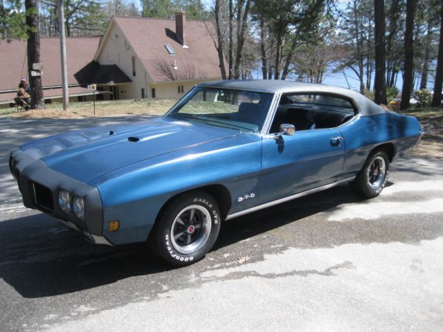 1970 Blue Pontiac GTO Coupe