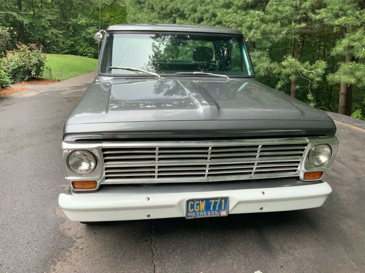 1968 Ford F-100