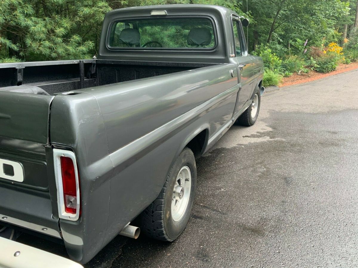 1968 Ford F-100