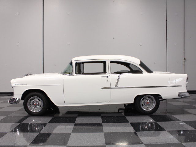 1955 White Chevrolet Bel Air/150/210 Sedan