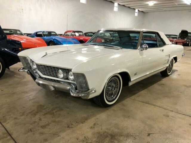 1964 White Buick Riviera Hardtop