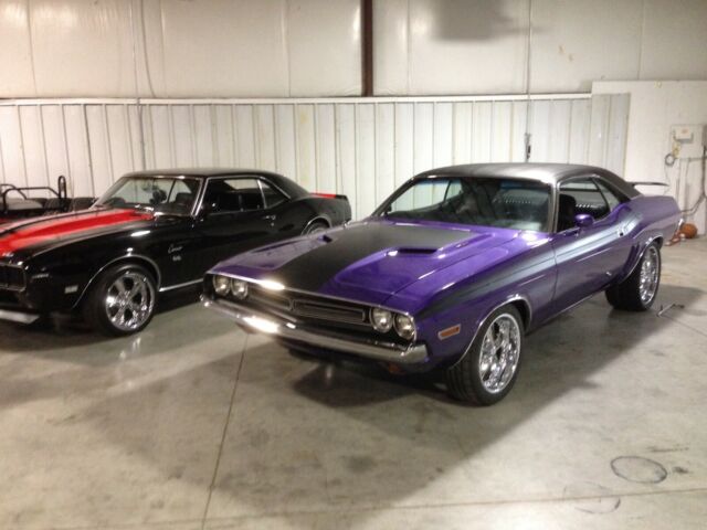 1971 Plum crazy purple Dodge Challenger Coupe