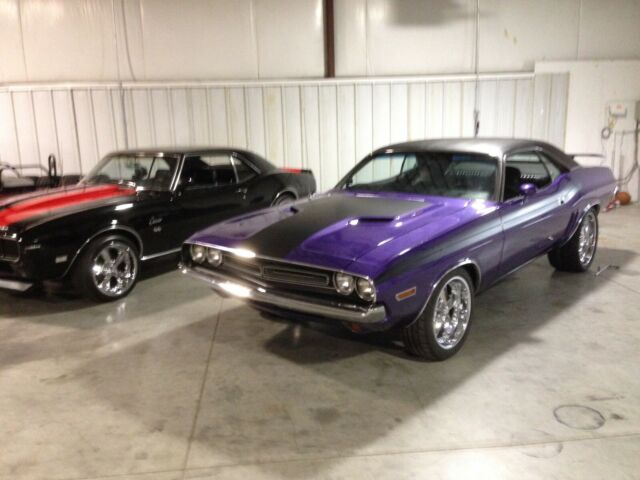 1971 Plum crazy purple Dodge Challenger Coupe