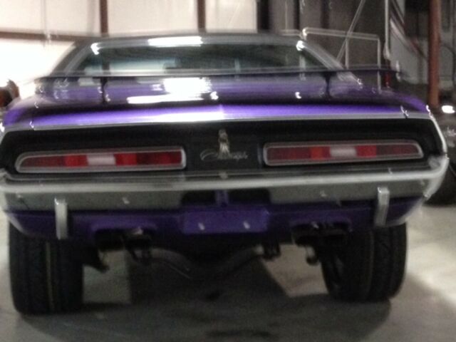 1971 Plum crazy purple Dodge Challenger Coupe
