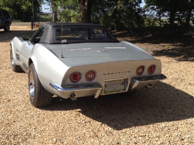 1969 Silver Chevrolet Corvette Convertible