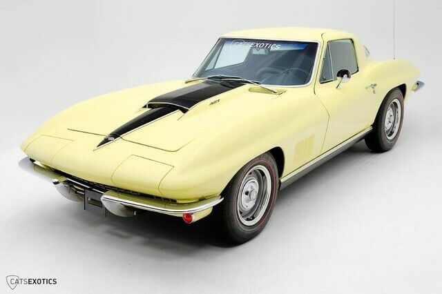 1967 Yellow Chevrolet Corvette Coupe