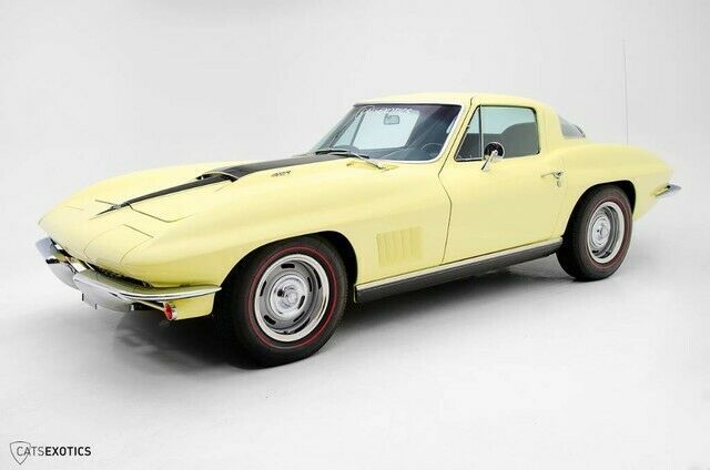 1967 Yellow Chevrolet Corvette Coupe