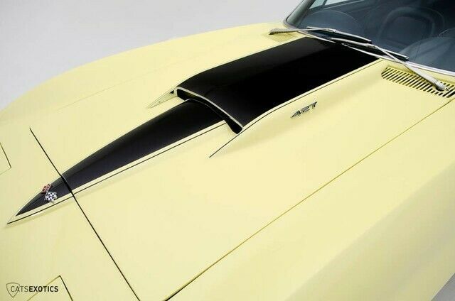 1967 Yellow Chevrolet Corvette Coupe