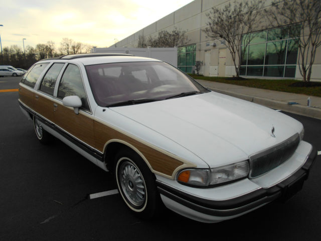 1994 White Buick Roadmaster Wagon