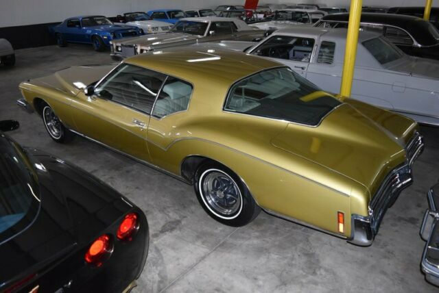 1973 Gold Buick Riviera Coupe