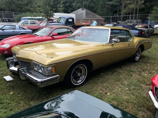 1973 Gold Buick Riviera Coupe